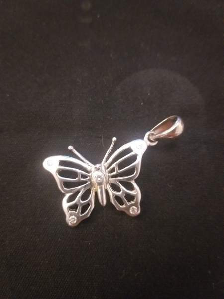 Hopeinen perhosriipus Helsinki - изображение 1