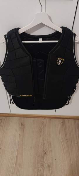 Tipperary ratsastusliivi koko L/40 Espoo – foto 6