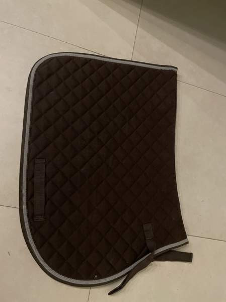 Ruskea Horzen satulahuopa Vaasa – foto 1