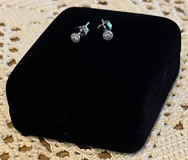 Timanttikorvakorut Tampere - valokuva 3