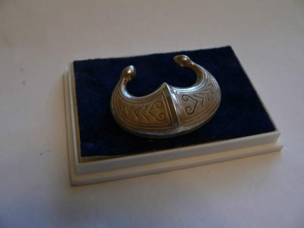 hopeinen solki 110 posteineen Huittinen - изображение 1