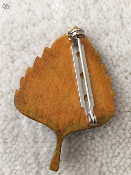 Puinen koivunlehti rintakoru Keuruu - изображение 2