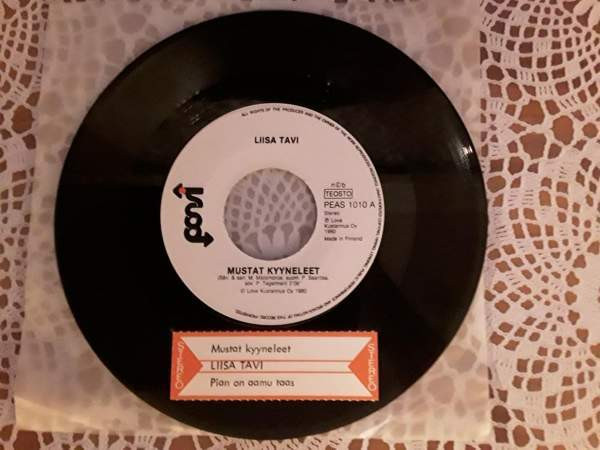 Liisa Tavi 7" Mustat kyyneleet/ Pian on aamu taas Рованиеми - изображение 1
