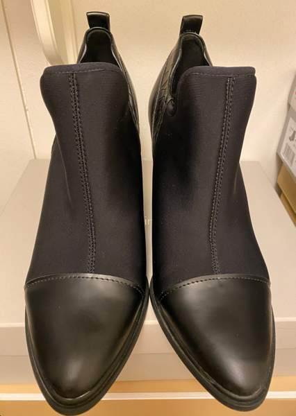 Uudet Calvin Klein Nilkkurit /kengät Kerava – foto 3