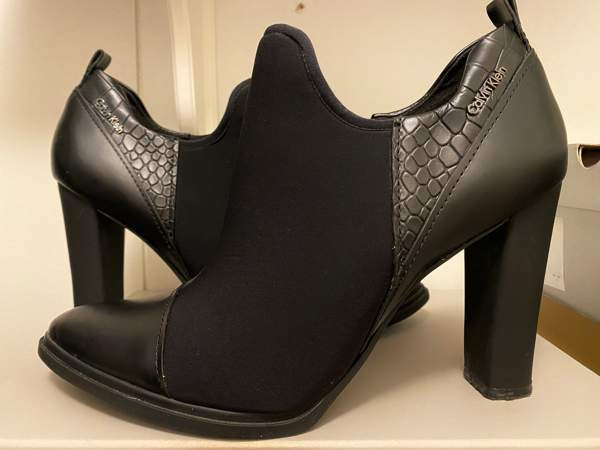 Uudet Calvin Klein Nilkkurit /kengät Kerava – foto 1