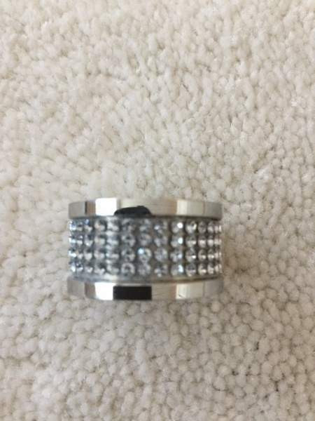 Dyrberg Kern upea sädehtivä sormus, koko 17+ mm Keuruu – foto 1