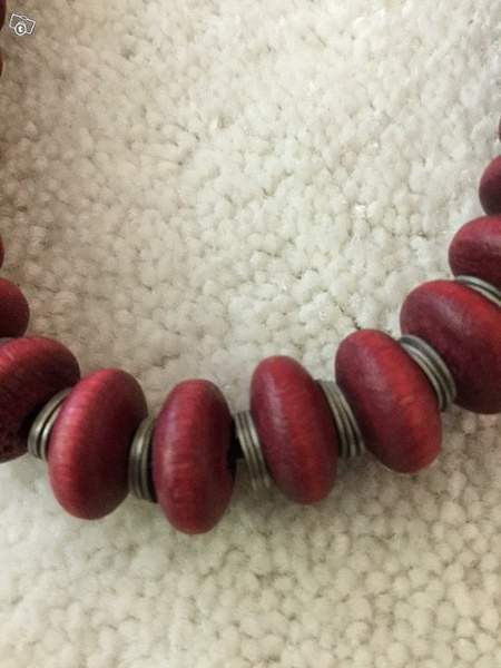 Aarikka punainen kaulakoru Keuruu - valokuva 2