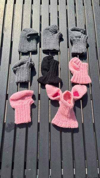 Neulotut koiran pipot Lempäälä - valokuva 1