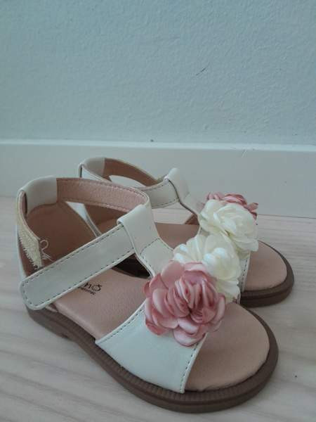 Juhlakengät 21 Эспоо - изображение 1