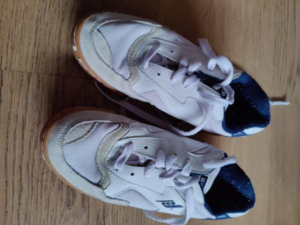 Sisäpelikengät koko 34 Espoo - photo 1