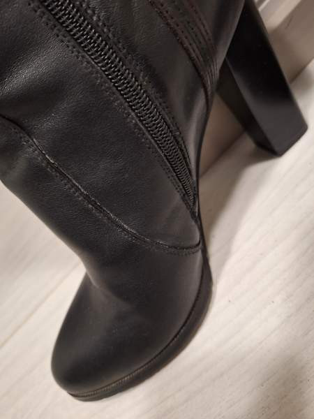 Aito nahkaiset saappaat Вантаа - изображение 3