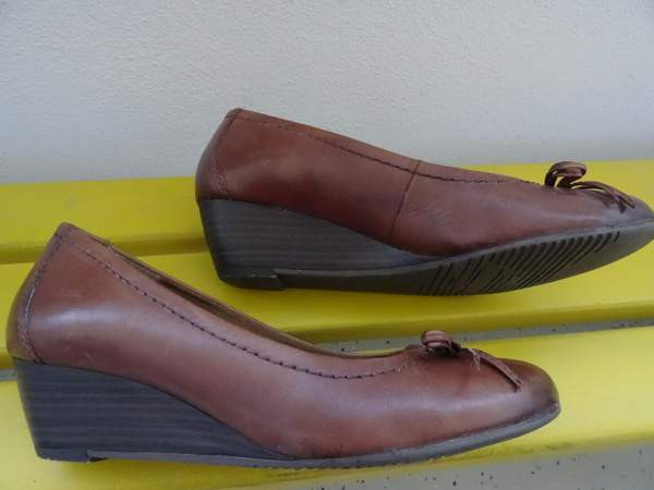 A Petits Points-merkkiset nahkakengät Helsinki – foto 2