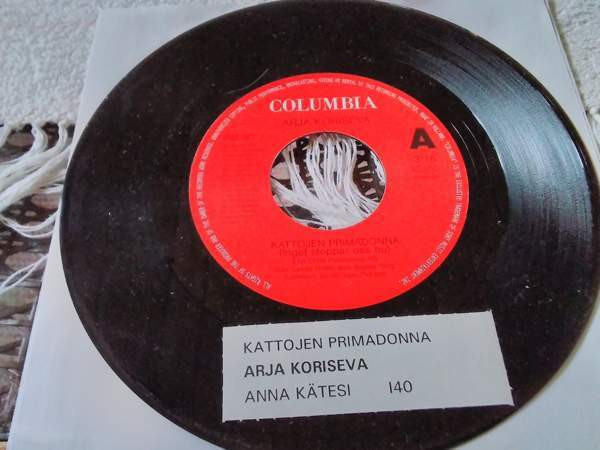 Arja Koriseva 7" Kattojen primadonna Rovaniemi - valokuva 1