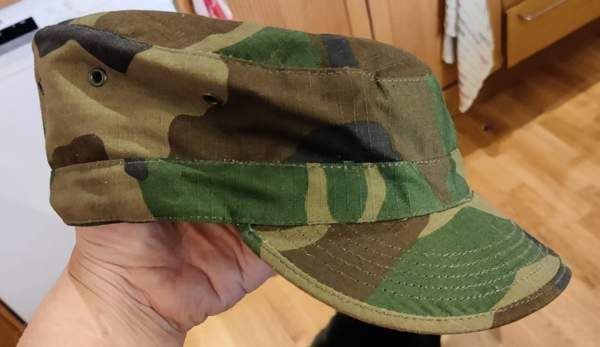 Teesari" kenttälakki, maastokuvioinen lippis Helsinki - photo 2