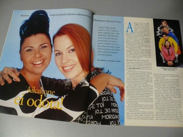 Me Naiset 2kpl 1996 Kauhava - valokuva 3