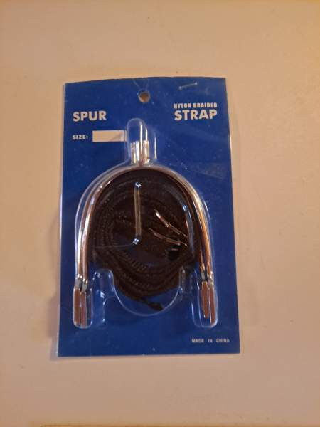 Myydään paketissaan olevat käyttämättömät kannukset. 1,5cm. 2€ Akaa - изображение 1