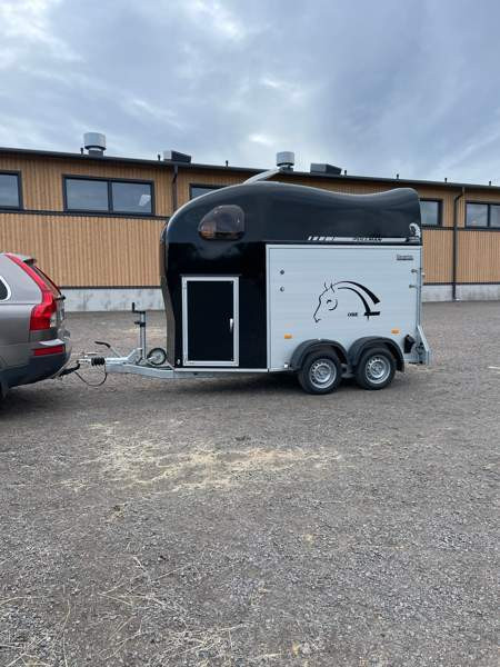 Vuokralle tarjotaan 1,5 hevosen traileri Hattula - изображение 1