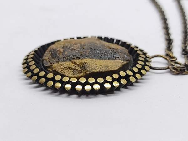 Kaulakoru tiikerinsilmä kivellä Mikkeli – foto 2