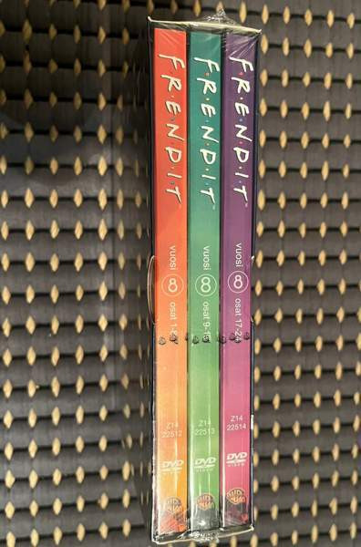 Avaamaton pakkaus Frendit DVDt vuosi 8 Tampere - valokuva 2