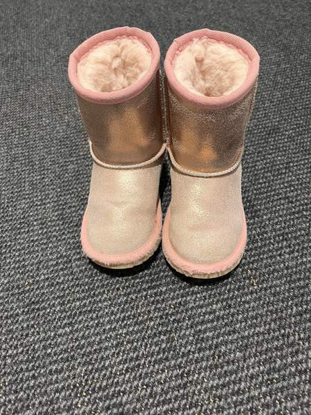 UGG 26 Helsinki - valokuva 1