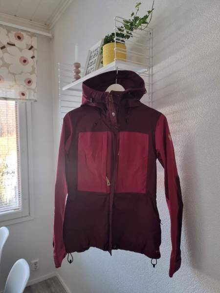 Fjällrävenin keb takki Rovaniemi - valokuva 1