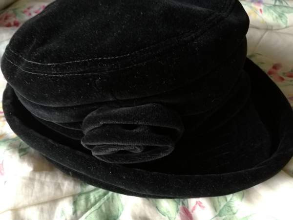 Vintage hattu samettia Tampere - photo 3