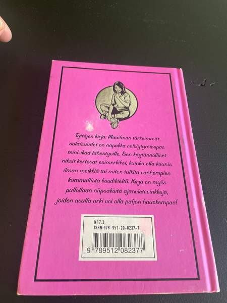 Tyttöjen kirja Maailman tärkeimmät salaisuudet Turku - photo 2