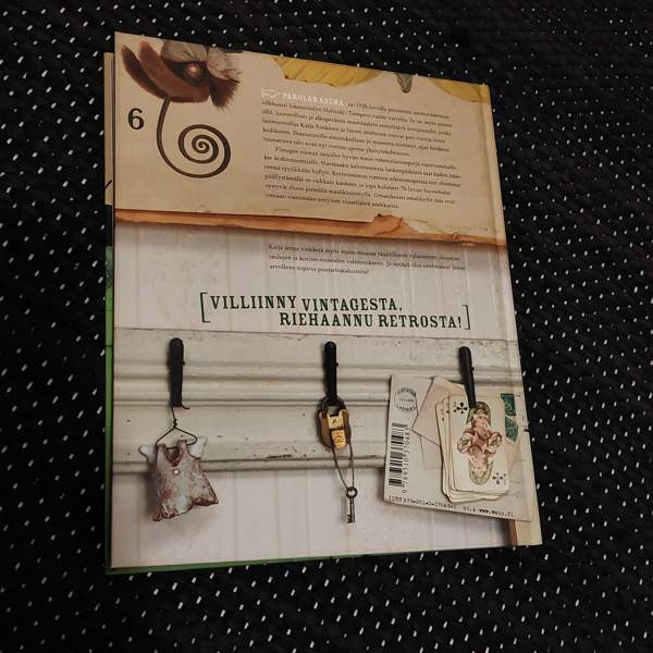 Uudenveroinen Vintagen viemää -kirja Tampere - valokuva 2
