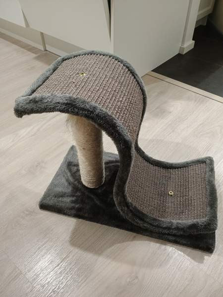 Matala kissan raapimapuu Little&Bigger Lepus Kokkola - valokuva 1