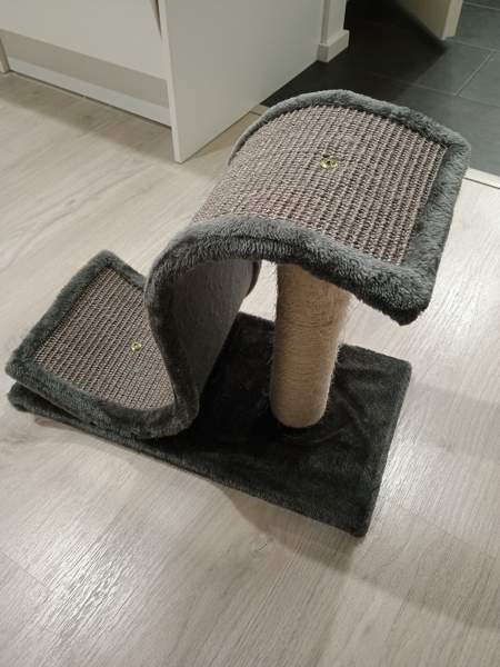 Matala kissan raapimapuu Little&Bigger Lepus Kokkola - valokuva 2