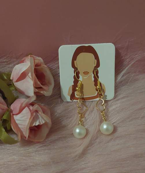 Korvakorut: helmet Vantaa – foto 1