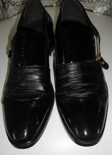 Miesten uudet mustat kiiltonahka juhlakengät 44 Yloejaervi – foto 2