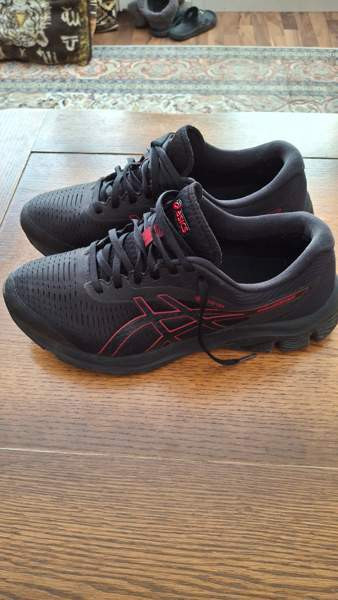 Lenkki kengät . Kirkkonummi - valokuva 4