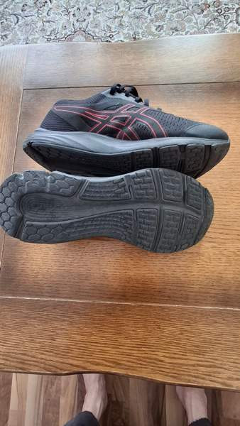 Lenkki kengät . Kirkkonummi - valokuva 2