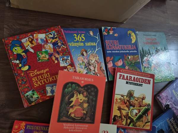 12 kpl lastenkirjoja, satuja, tiede ja kirjallisuus Äänekoski - valokuva 2