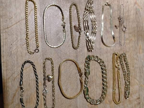 Kullanväriset rannekorut 12kpl Helsinki - photo 1