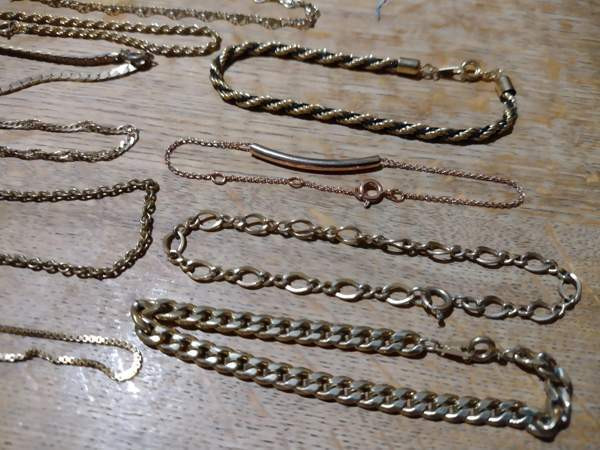 Rannekoruja kullanväriset 10kpl Helsinki - photo 1