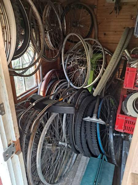 Peräkärryllinen polkupyörien osia Helsinki - photo 1