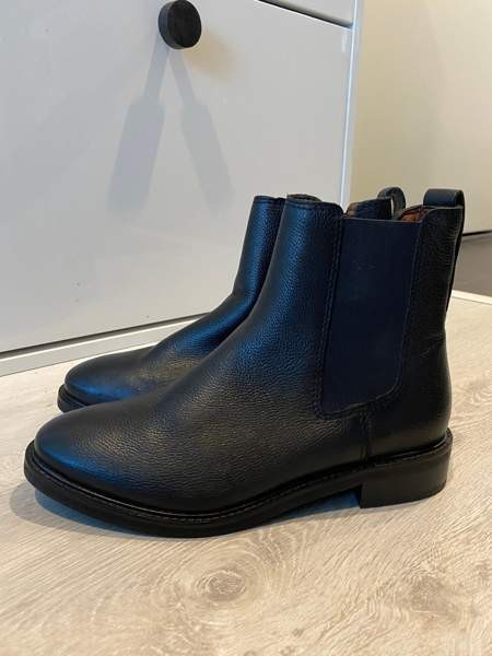 Chelsea mustat nahkanilkkurit 38 Helsinki - valokuva 2