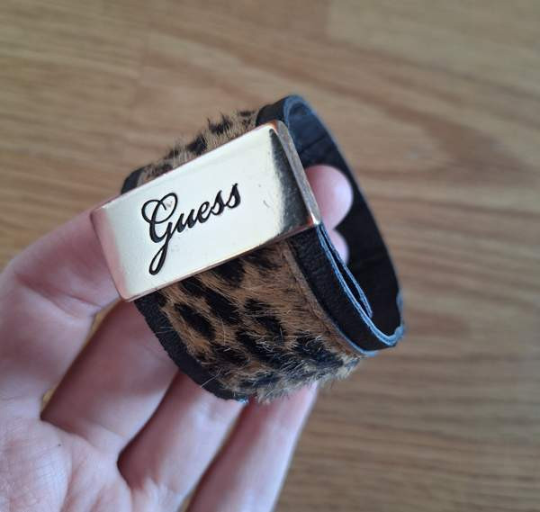 Leo rannekoru Tampere - valokuva 1