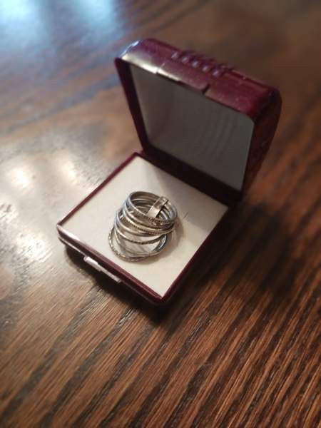 Vanha hopeinen sormus. Seitsemän renkaan hopeasormus. Espoo - photo 2