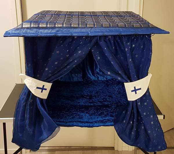 Siniset verhot kissanäyttelyyn Vantaa - valokuva 2