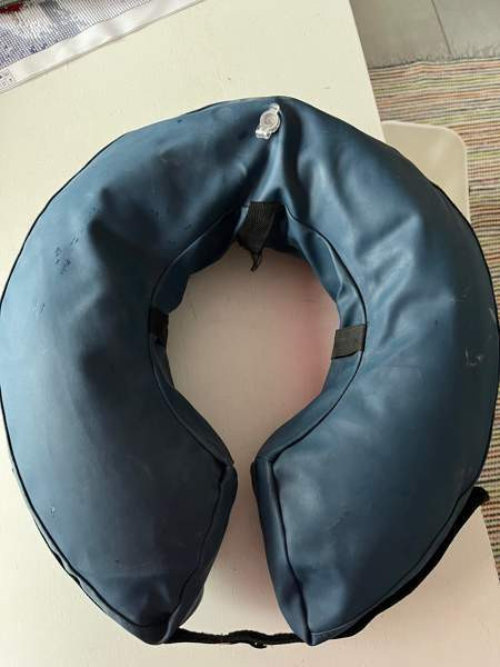 Koiran puhallettava kauluri Hyvinkää - valokuva 2