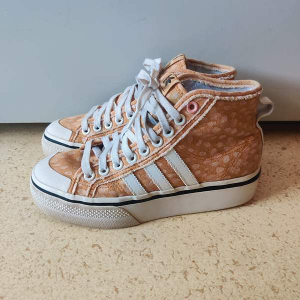 Adidas Nizza Disney kengät koko: 40 Лаппенранта - изображение 3