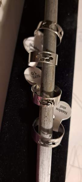 Erilaisia sormuksia 17-21 koon Варкаус - изображение 4