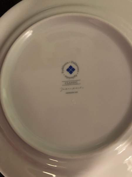 Apilanlehti lautaset Helsinki – foto 2