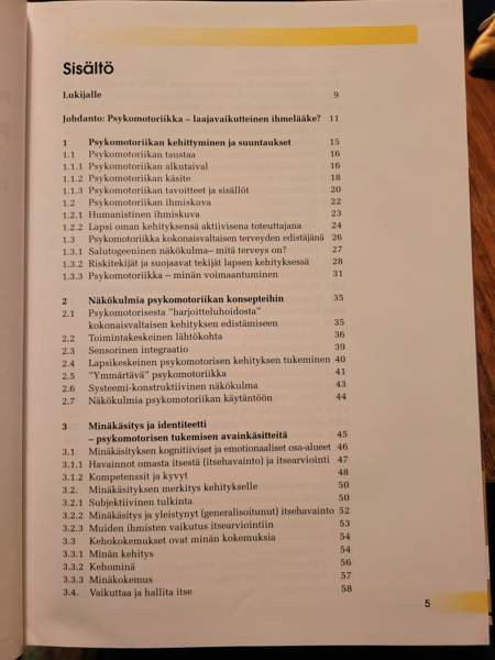 Psykomotoriikan käsikirja Ilomantsi - valokuva 3