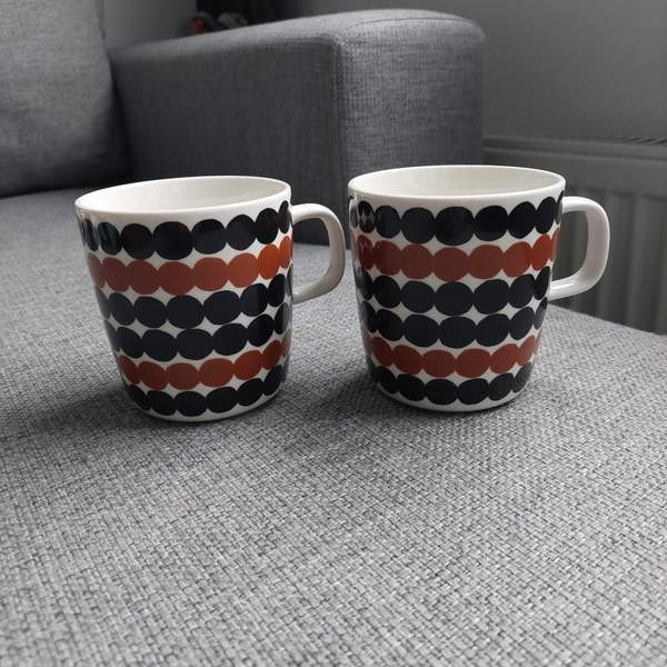 Marimekon Siirtolapuutarha-sarjan mukit, 2kpl Kuopio - valokuva 1