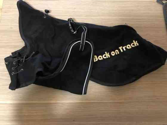 Uusi Back on Track fleece kokoa 40 Lahti