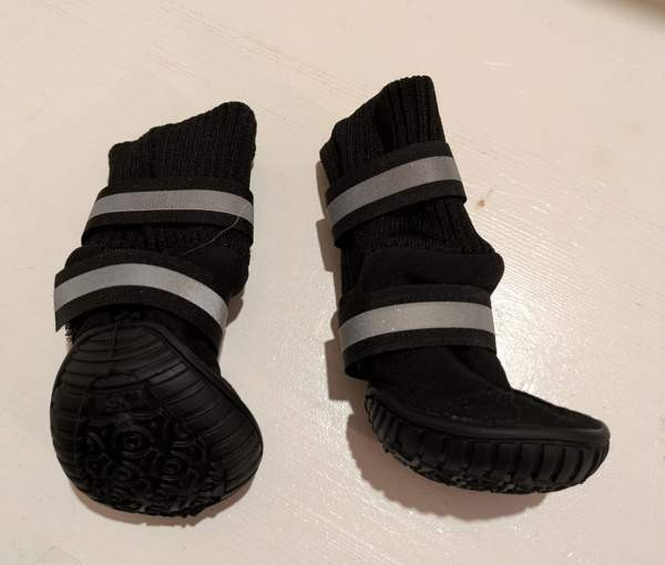 Koiran kovapohjaiset tossut, koko 5cm x 5,5cm Kuopio – foto 1